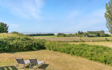 Drine - 700M from the Sea: Die Architektur, Dach, Zuhause, Verbundwerkstoff, Daylighting, Abstellgleis, Auffahrt