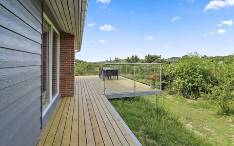Lissi - 700M from the Sea: Dachdecken, Hütte, Haus, Dach, Zuhause, Bauernhaus, Hütte, Estate, Dorf