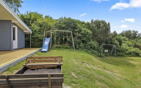 Lissi - 700M from the Sea: Dachdecken, Hütte, Haus, Dach, Zuhause, Bauernhaus, Hütte, Estate, Dorf