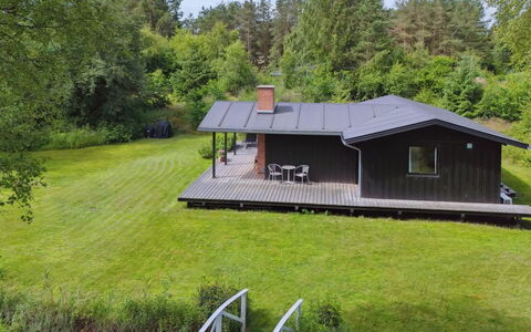 Skjold - 600M from the Sea: Hütte, Zuhause, Haus, Dach, Veranda, Estate, Abstellgleis, Gartenbauten, Bauernhaus, Garten