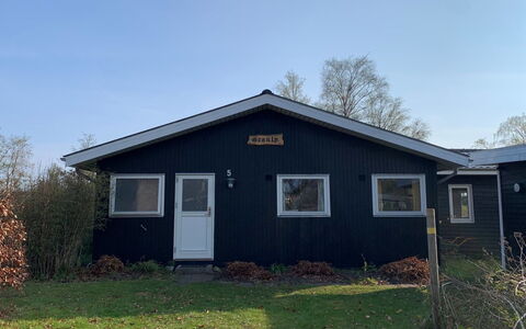 Norell - 800M from the Sea: Dachdecken, Hütte, Haus, Dach, Zuhause, Bauernhaus, Hütte, Estate, Dorf