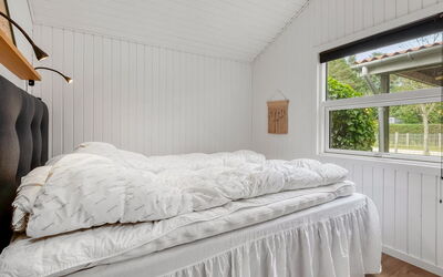 Hermand - 700M from the Sea