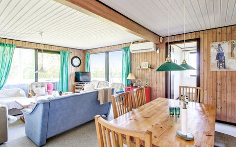 Carita - 500M from the Sea: Die Architektur, Dach, Zuhause, Verbundwerkstoff, Daylighting, Abstellgleis, Auffahrt
