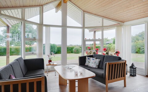 Kimi - 800M from the Sea: Die Architektur, Dach, Zuhause, Verbundwerkstoff, Daylighting, Abstellgleis, Auffahrt