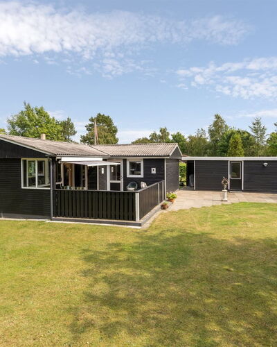 Teofan - 500M from the Sea