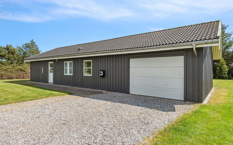 Ljupco - 500M to the Fjord: Dachdecken, Hütte, Haus, Dach, Zuhause, Bauernhaus, Hütte, Estate, Dorf