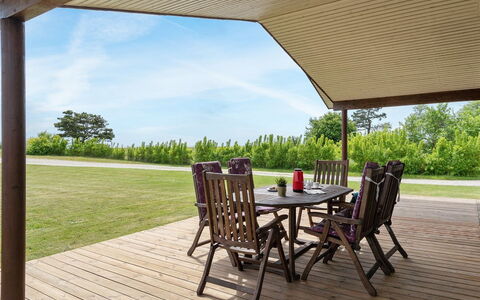 Roope - 50M from the Sea: Schwimmbad, Gartenmöbel, Möbel, Resort, Flagstone, Eco Hotel, Schatten, Stuhl, Freizeit, Estate