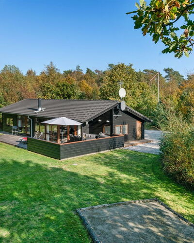 Mourits - 1.2Km from the Sea
