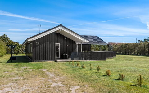 Lirim - 50M from the Sea: Dachdecken, Hütte, Haus, Dach, Zuhause, Bauernhaus, Hütte, Estate, Dorf
