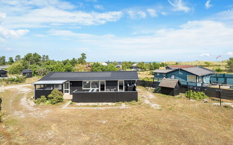 Selle - 100M from the Sea: Haus, Zuhause, Dach, Hütte, Estate, Landscaping, Gartenbauten, Abstellgleis, Bauernhaus