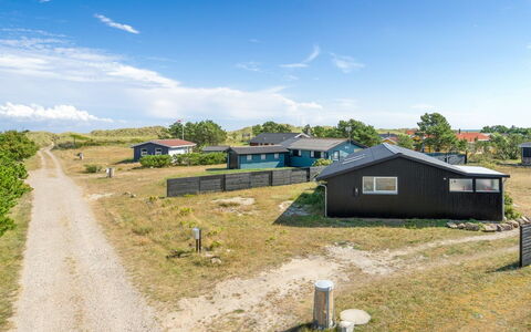 Selle - 100M from the Sea: Haus, Zuhause, Dach, Hütte, Estate, Landscaping, Gartenbauten, Abstellgleis, Bauernhaus