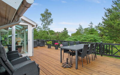 Flora - 150M from the Sea