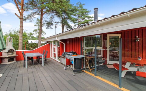 Edzard - 200M from the Sea: Dachdecken, Hütte, Haus, Dach, Zuhause, Bauernhaus, Hütte, Estate, Dorf