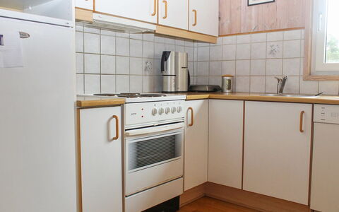 Franzisca - 600M from the Sea: Dachdecken, Hütte, Haus, Dach, Zuhause, Bauernhaus, Hütte, Estate, Dorf