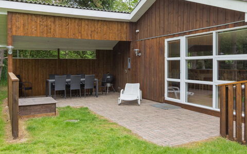 Blazo - 400M from the Sea: Dachdecken, Hütte, Haus, Dach, Zuhause, Bauernhaus, Hütte, Estate, Dorf