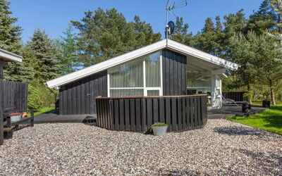 Nafne - 500M from the Sea