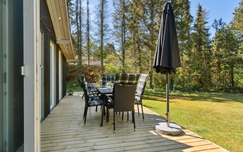 Aud - 300M from the Sea: Dachdecken, Hütte, Haus, Dach, Zuhause, Bauernhaus, Hütte, Estate, Dorf