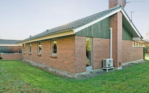 Aurea - 1Km from the Sea: Dachdecken, Hütte, Haus, Dach, Zuhause, Bauernhaus, Hütte, Estate, Dorf