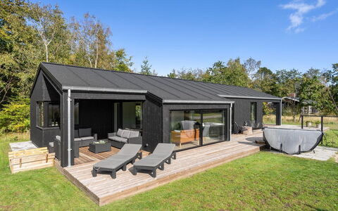 Sinna - from the Sea: Holz, Zuhause, Veranda, Deck, Hartholz, Dach, Holzbeize, Holzboden, Eco Hotel