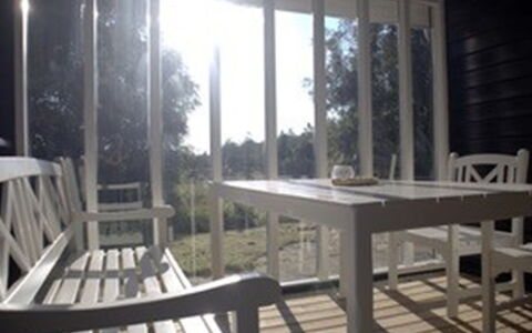 Gaetana - 1.6Km from the Sea: Möbel, Holz, Interior Design, Fussboden, Flooring, Stuhl, Zimmer, Tabelle, Decke, Glas