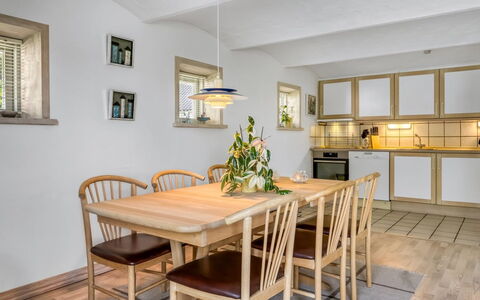 Rebecca - 1.5Km from the Sea: Haus, Zuhause, Dach, Hütte, Estate, Landscaping, Gartenbauten, Abstellgleis, Bauernhaus