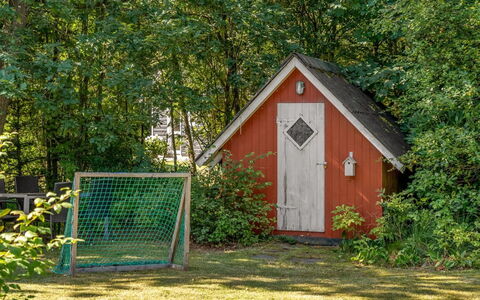 Ane - 1.7Km from the Sea: Blatt, Holz, Schuppen, Grundstueck, Gartenbauten, Ländliches Gebiet, Garten, Hütte, Hütte, Hinterhof