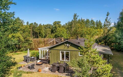 Ane - 1.7Km from the Sea: Haus, Hütte, Zuhause, Strauch, Grundstueck, Ländliches Gebiet, Estate, Gartenbauten, Garten, Landscaping