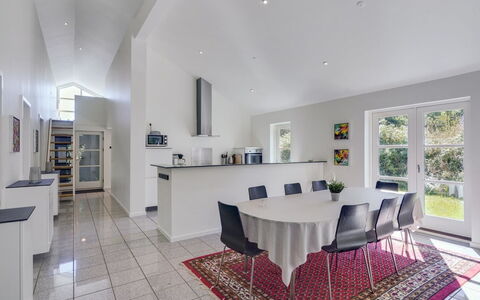 Ralda - 590M from the Sea: Die Architektur, Dach, Zuhause, Verbundwerkstoff, Daylighting, Abstellgleis, Auffahrt