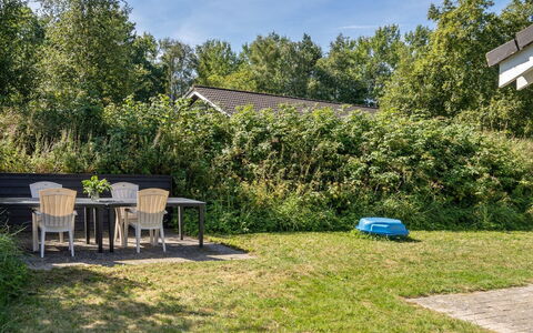 Ralda - 590M from the Sea: Die Architektur, Dach, Zuhause, Verbundwerkstoff, Daylighting, Abstellgleis, Auffahrt