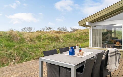 Fanney - 100M from the Sea: Holz, Möbel, Zuhause, Tür, Stuhl, Küche & Esszimmer Tisch, Gartenmöbel, Veranda, Hütte, Hartholz