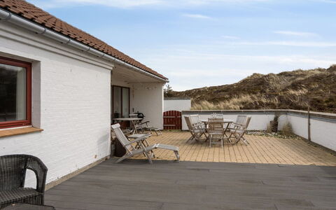 Viena - 400M from the Sea: Dachdecken, Hütte, Haus, Dach, Zuhause, Bauernhaus, Hütte, Estate, Dorf
