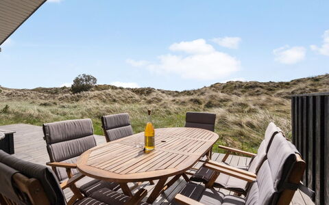 Driss - 500M from the Sea: Möbel, Holz, Gartenmöbel, Tabelle, Tisch Im Freien, Stuhl, Küche & Esszimmer Tisch, Hartholz, Holzbeize, Planke