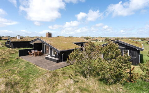 Driss - 500M from the Sea: Hütte, Dach, Ländliches Gebiet, Hütte, Bauernhaus, Blockhaus, Dachdecken, Gartenbauten, Hütte