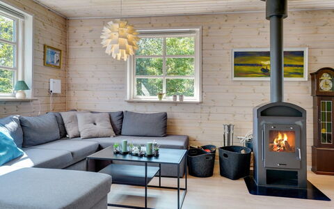 Tian - from the Sea: Holz, Flooring, Fussboden, Decke, Feuerstelle, Holzbeize, Holzofen, Hartholz, Holzboden, Wohnzimmer
