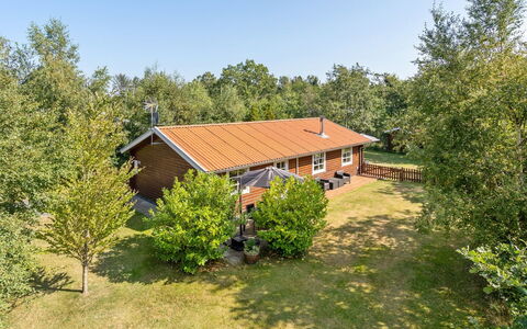 Tian - from the Sea: Holz, Zuhause, Veranda, Deck, Hartholz, Dach, Holzbeize, Holzboden, Eco Hotel