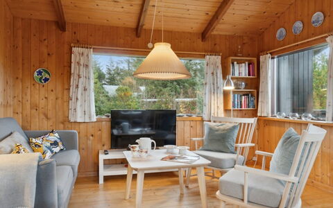 Asmo - 350M from the Sea: Blau, Strauch, Hütte, Ground, Garten, Estate, Schatten, Landscaping, Bauernhaus, Eco Hotel