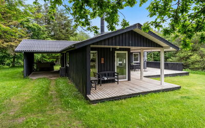 Jarno - 1Km from the Sea