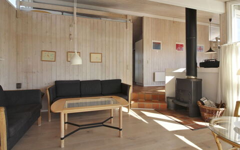 Styrman - 600M from the Sea: Möbel, Interior Design, Flooring, Holz, Fussboden, Decke, Holzboden, Stuhl, Tabelle, Beleuchtung