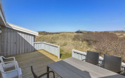 Styrman - 600M from the Sea