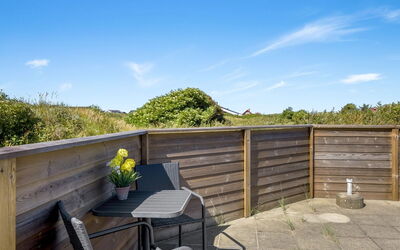 Olla - 300M from the Sea