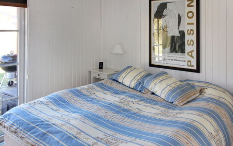 Ava - 1Km from the Sea: Holz, Zuhause, Veranda, Deck, Hartholz, Dach, Holzbeize, Holzboden, Eco Hotel