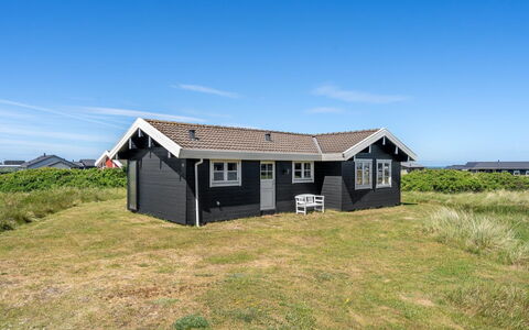 Elea - 394M from the Sea: Die Architektur, Dach, Zuhause, Verbundwerkstoff, Daylighting, Abstellgleis, Auffahrt