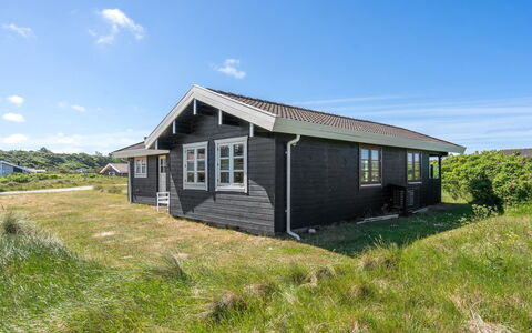 Elea - 394M from the Sea: Die Architektur, Dach, Zuhause, Verbundwerkstoff, Daylighting, Abstellgleis, Auffahrt