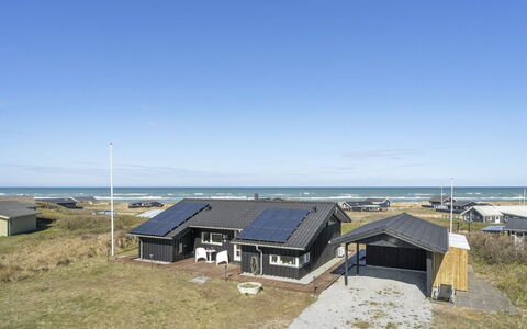 Konsta - 200M from the Sea: Schwimmbad, Gartenmöbel, Möbel, Resort, Flagstone, Eco Hotel, Schatten, Stuhl, Freizeit, Estate