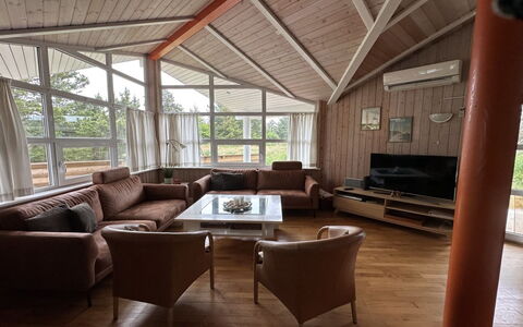 Carlina - 1.3Km from the Sea: Die Architektur, Dach, Zuhause, Verbundwerkstoff, Daylighting, Abstellgleis, Auffahrt