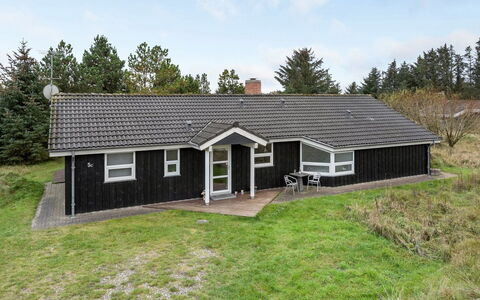Carlina - 1.3Km from the Sea: Dach, Haus, Hütte, Zuhause, Abstellgleis, Auffahrt, Gartenbauten, Estate, Garten, Bauernhaus