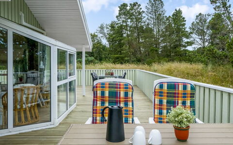 Mila - 750M from the Sea: Hütte, Zuhause, Haus, Dach, Veranda, Estate, Abstellgleis, Gartenbauten, Bauernhaus, Garten