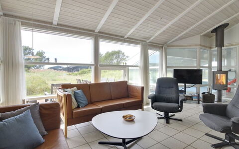 Ilmo - 950M from the Sea: Möbel, Interior Design, Flooring, Fussboden, Holz, Couch, Decke, Wohnzimmer, Zimmer, Stuhl