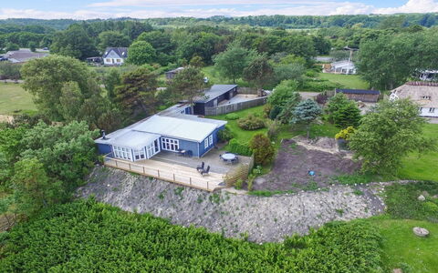 Marlena - 150M from the Sea: Schwimmbad, Gartenmöbel, Möbel, Resort, Flagstone, Eco Hotel, Schatten, Stuhl, Freizeit, Estate