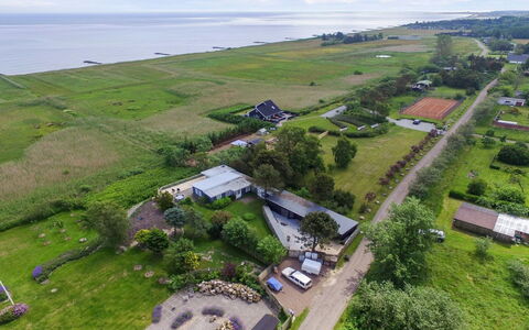 Marlena - 150M from the Sea: Schwimmbad, Gartenmöbel, Möbel, Resort, Flagstone, Eco Hotel, Schatten, Stuhl, Freizeit, Estate